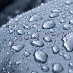 کدام پارچه در برابر خیس شدن مقاوم است؟