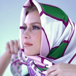 مدل بستن روسری کوچک دخترانه
