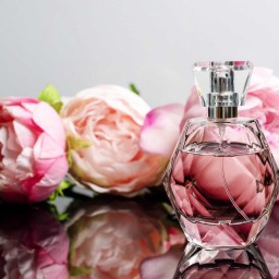 8 عطر مخصوص خانم‌های شیک