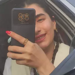 هستی ایقانی