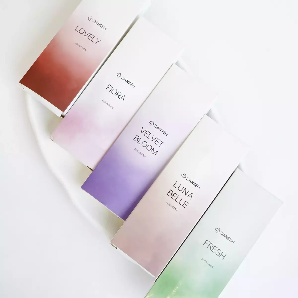 عطر ولوت بلوم 1004316