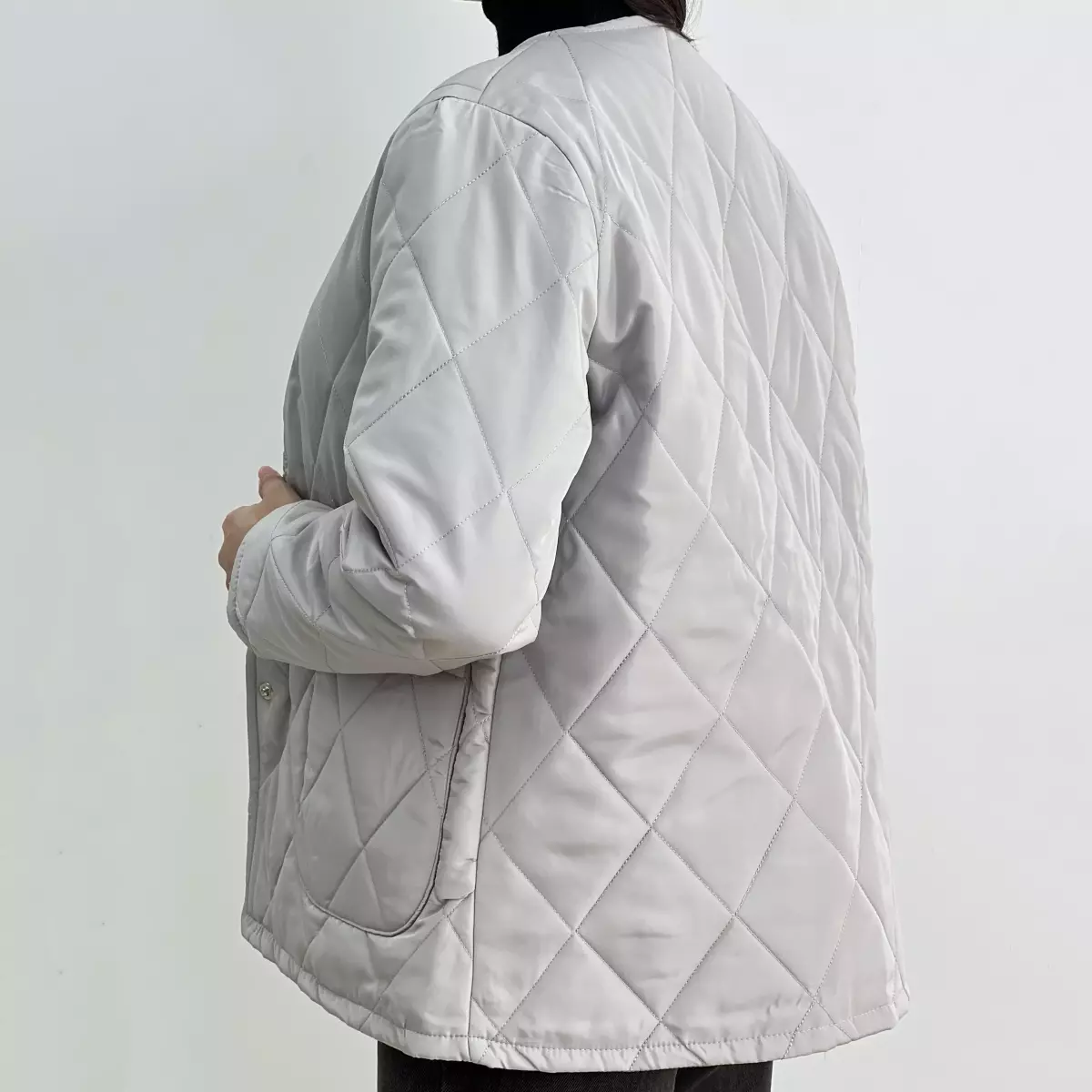 کاپشن طرح لوزی 1000990