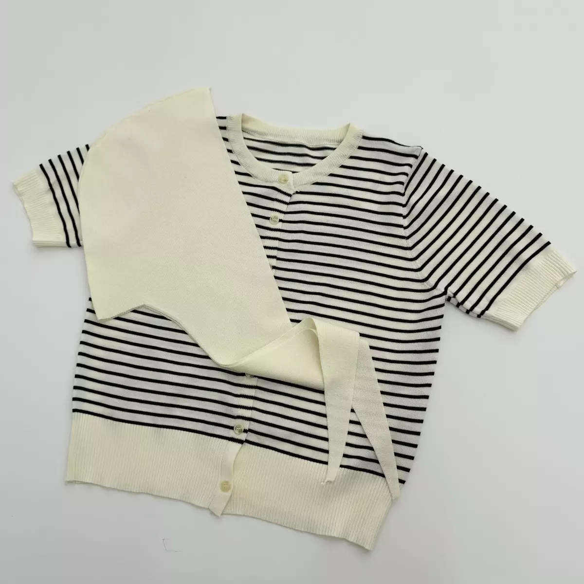 بافت راه راه کلاه دار 1007875