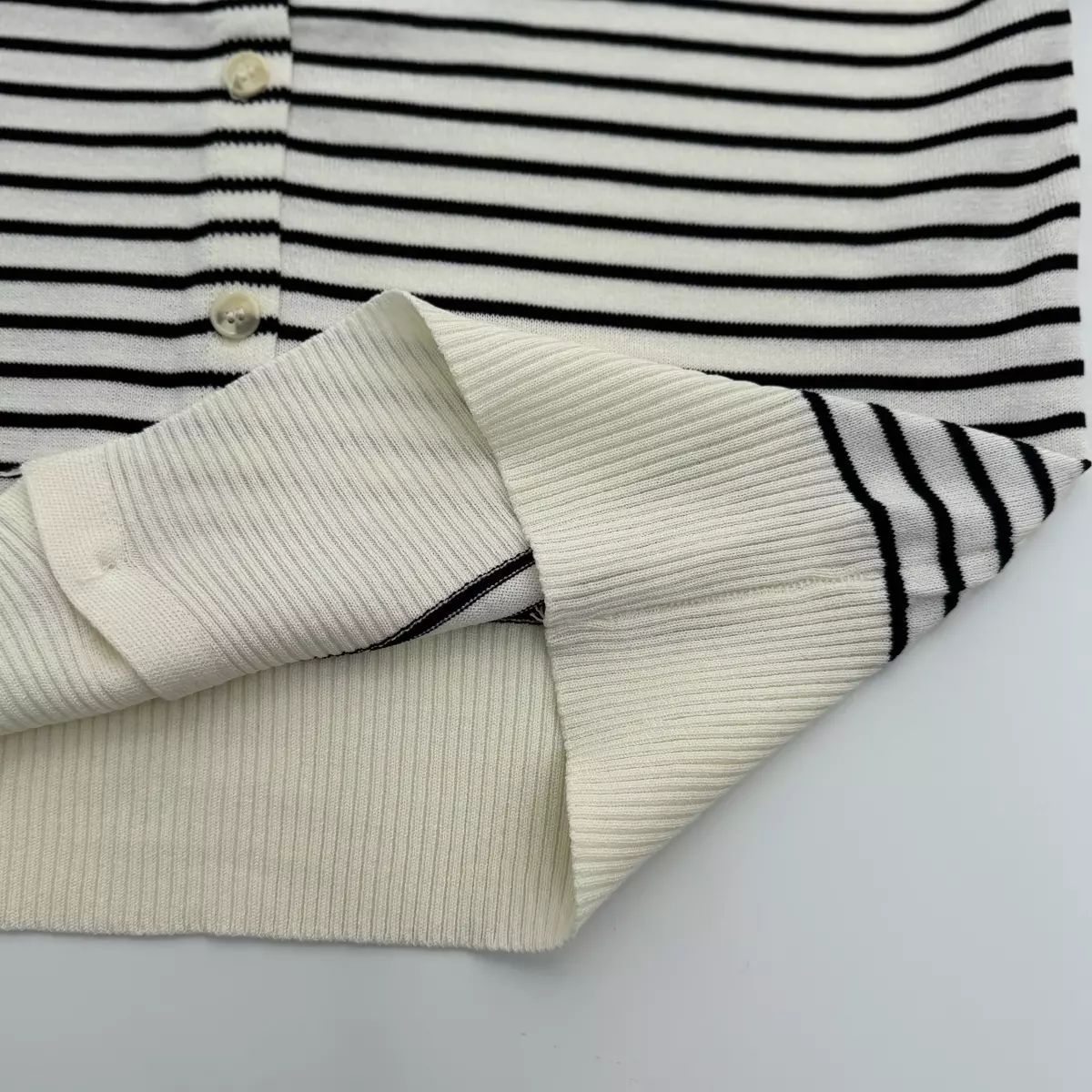 بافت راه راه کلاه دار 1007875