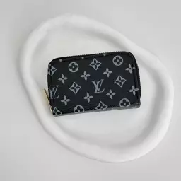 جاکارتی 1007983