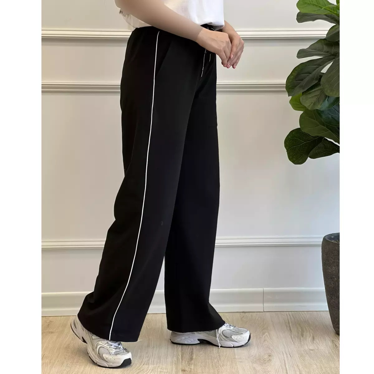 Product title