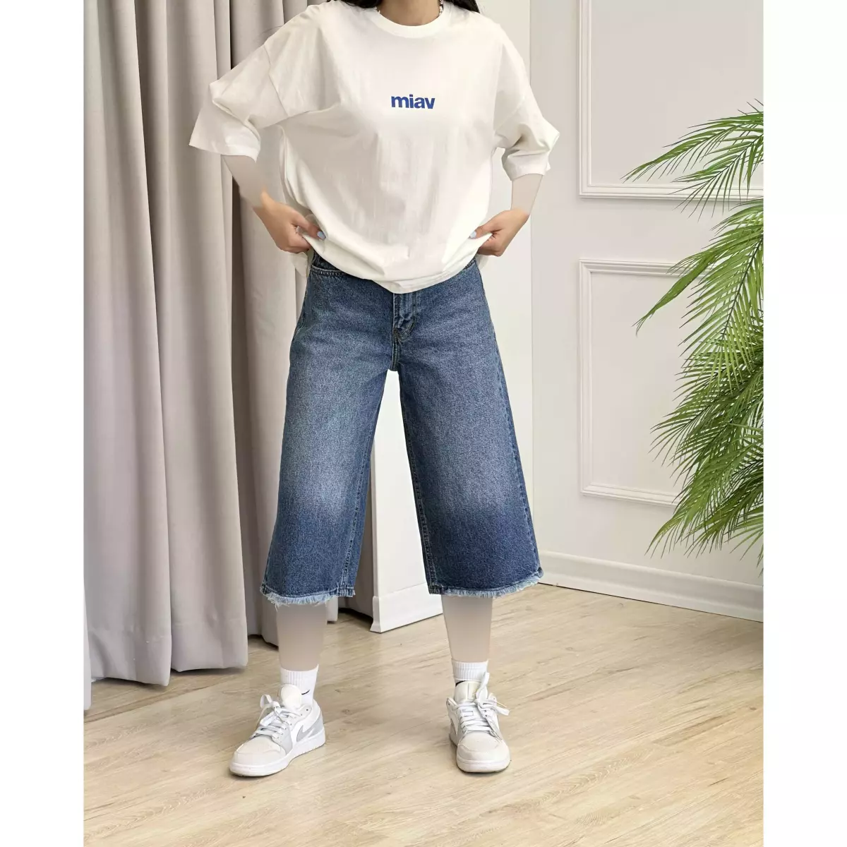 Product title