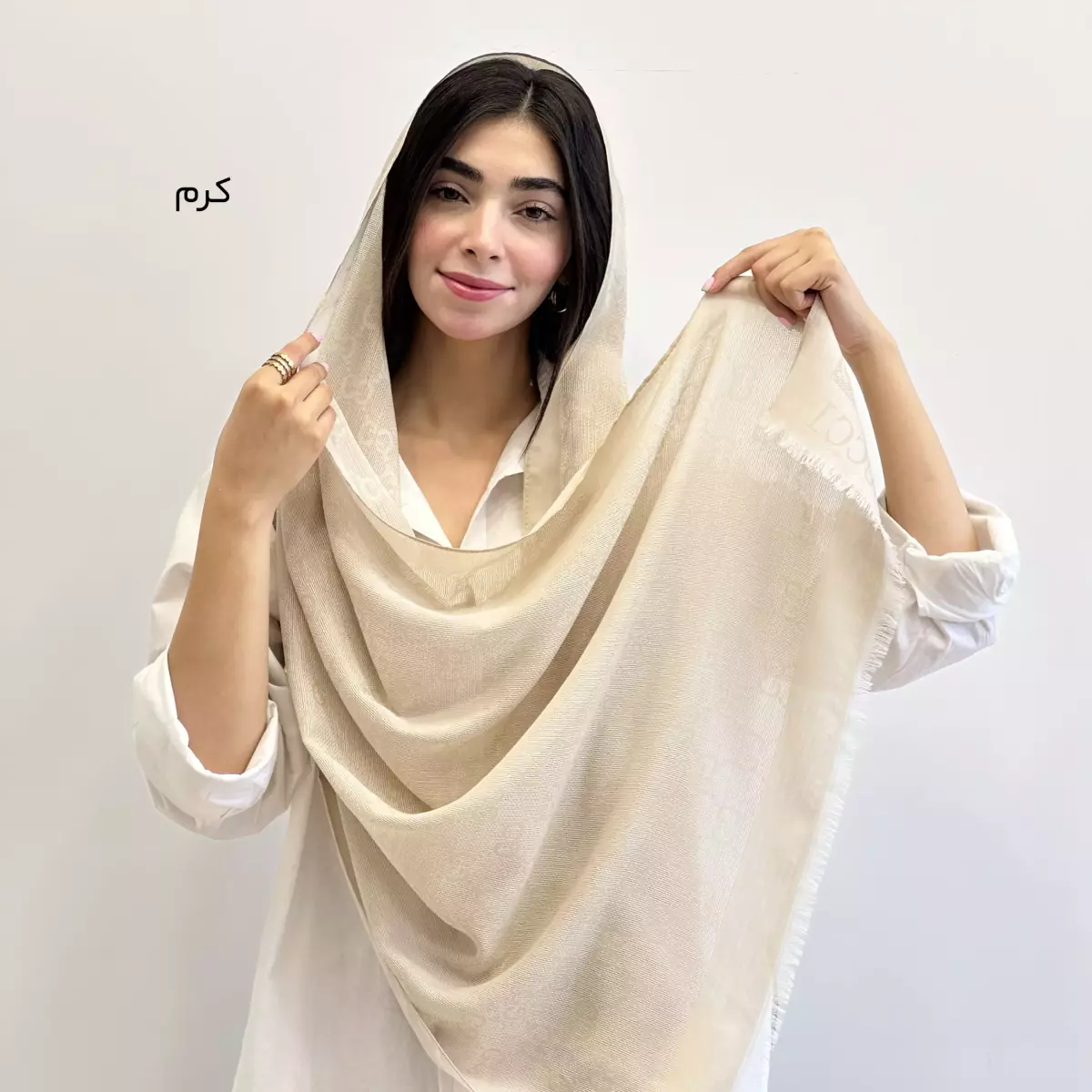 شال جی 1004132