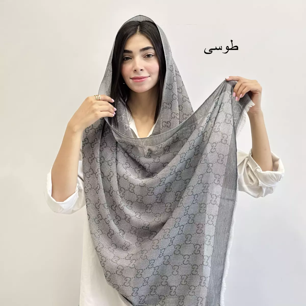 شال جی 1004132