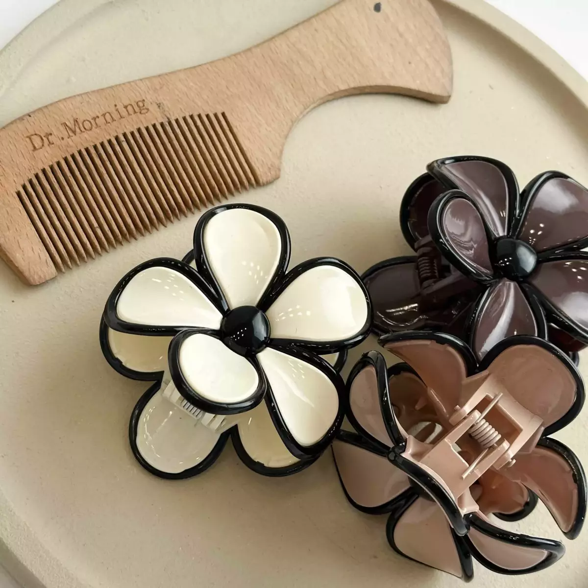 کلیپس ترند 1004727