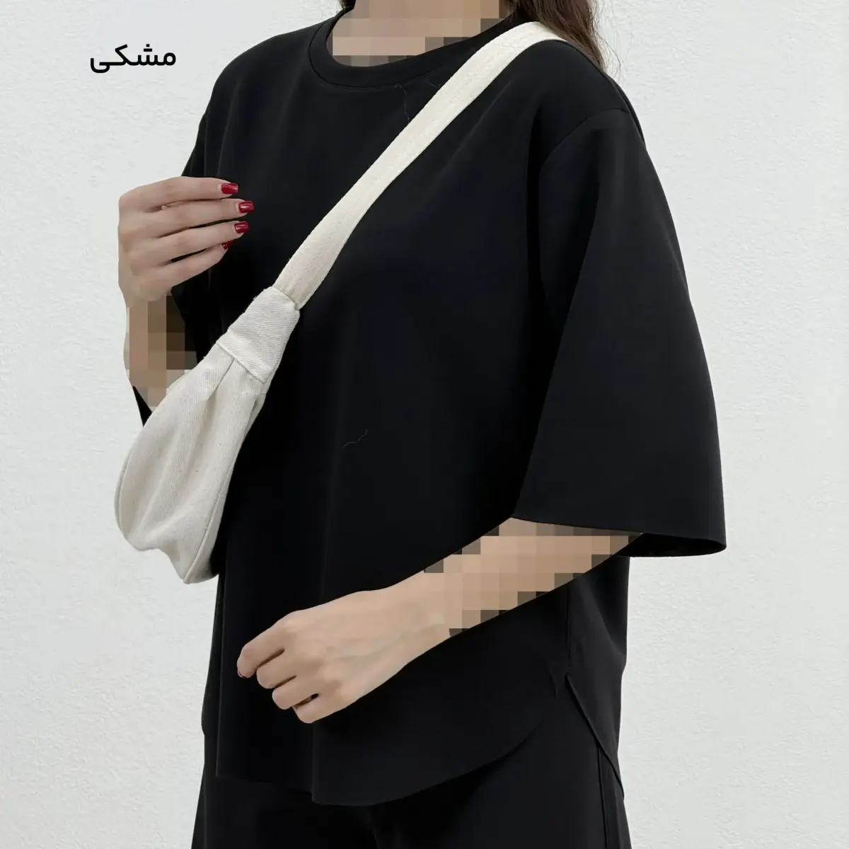 بلوز زنانه یقه گرد اویشو | آی بولک
