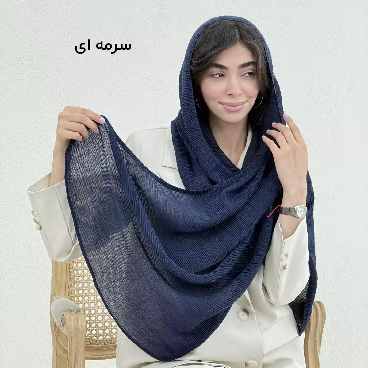 شال زنانه پلیسه