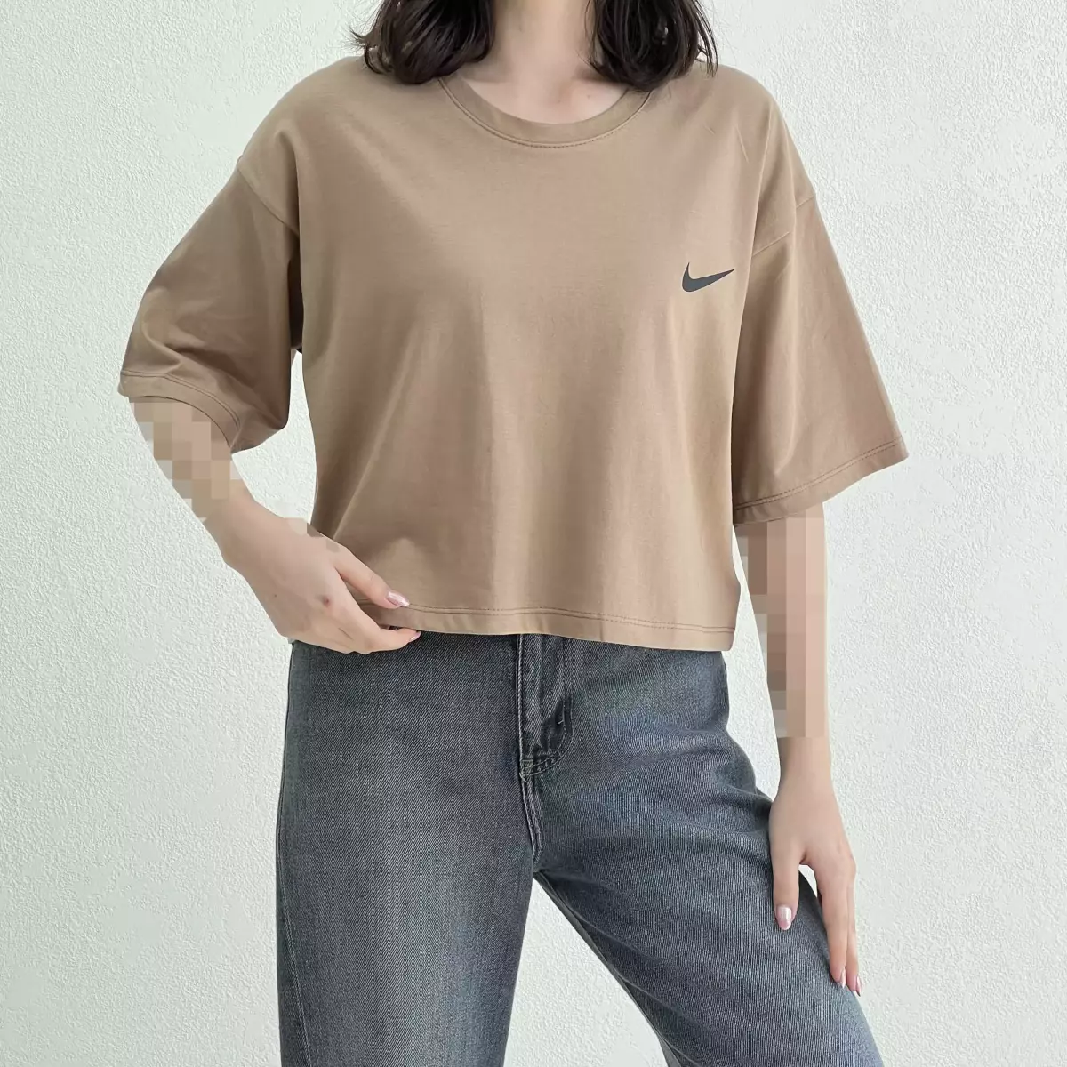 تیشرت کراپ زنانه نایک