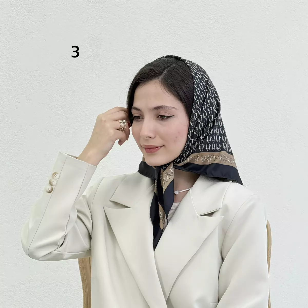 مینی اسکارف زنانه دیور