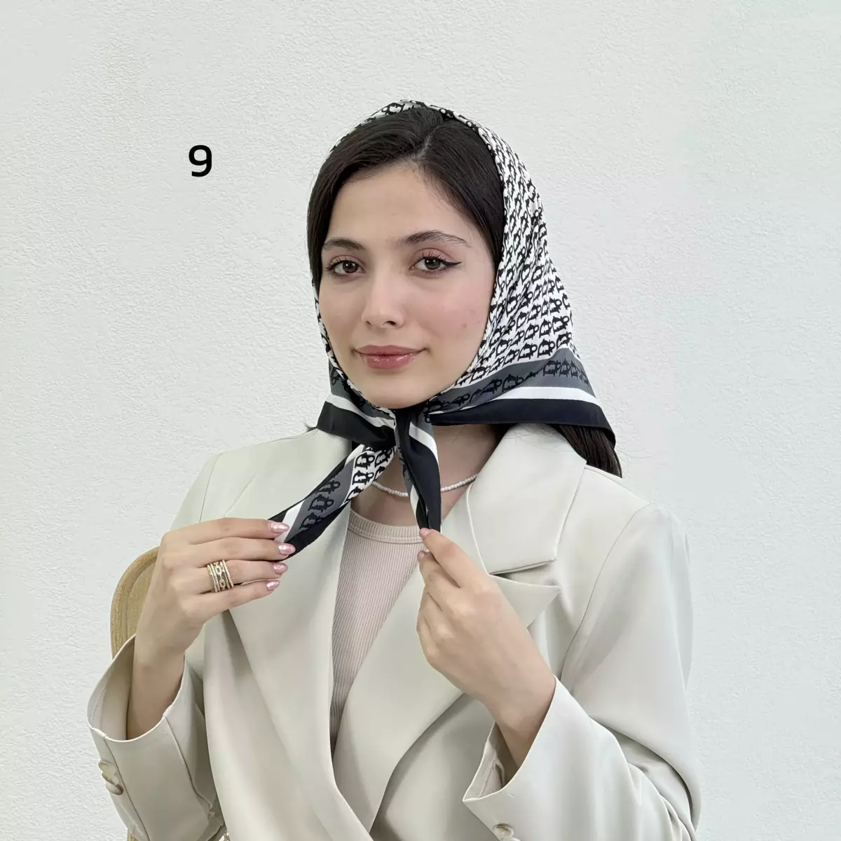 مینی اسکارف زنانه دیور