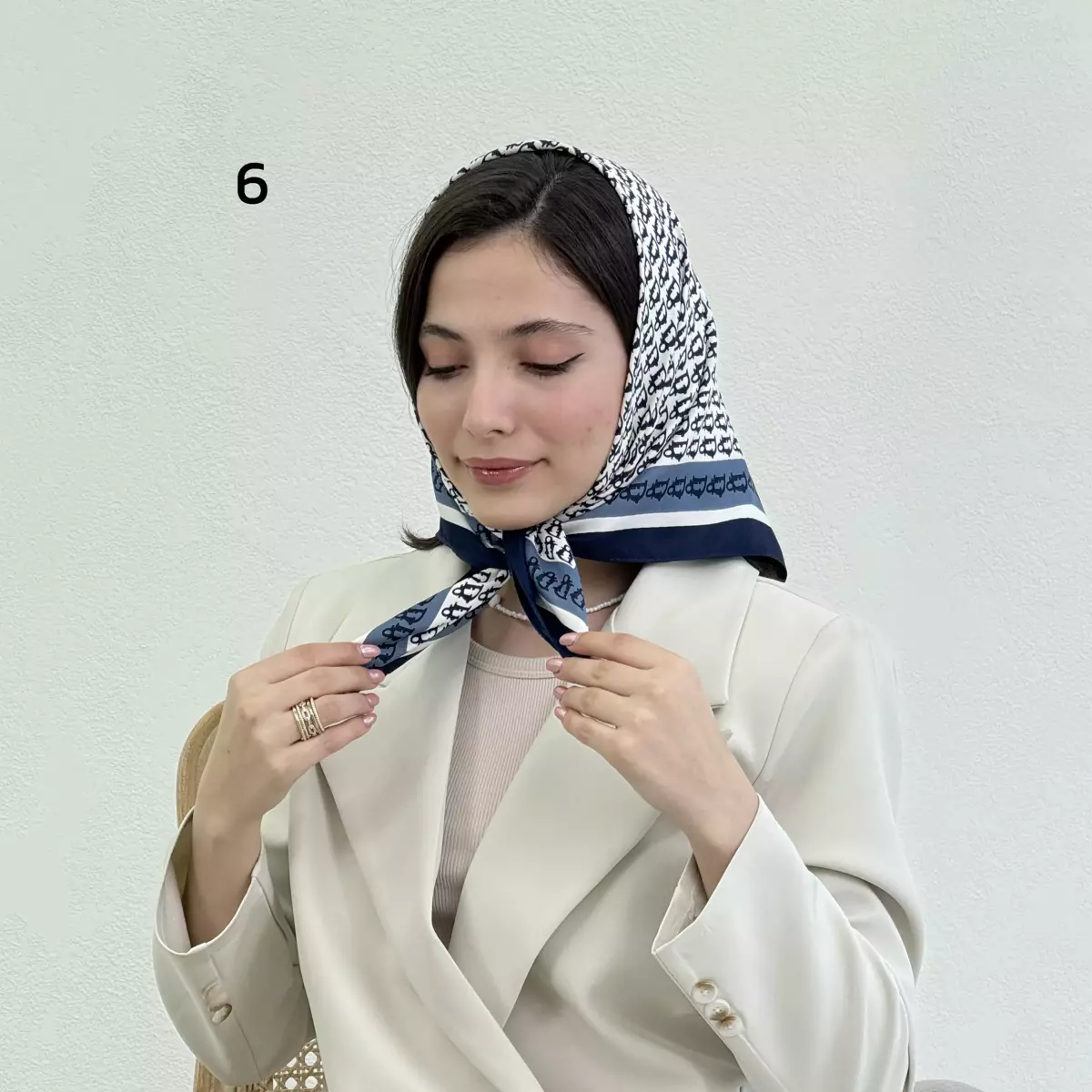 مینی اسکارف زنانه دیور