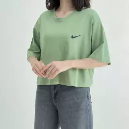تیشرت کراپ زنانه نایک