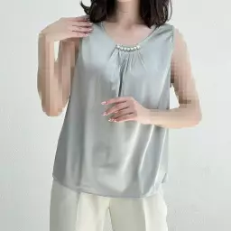 تاپ زنانه جلو مروارید