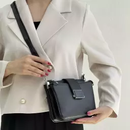 کیف زنانه دوشی چرم