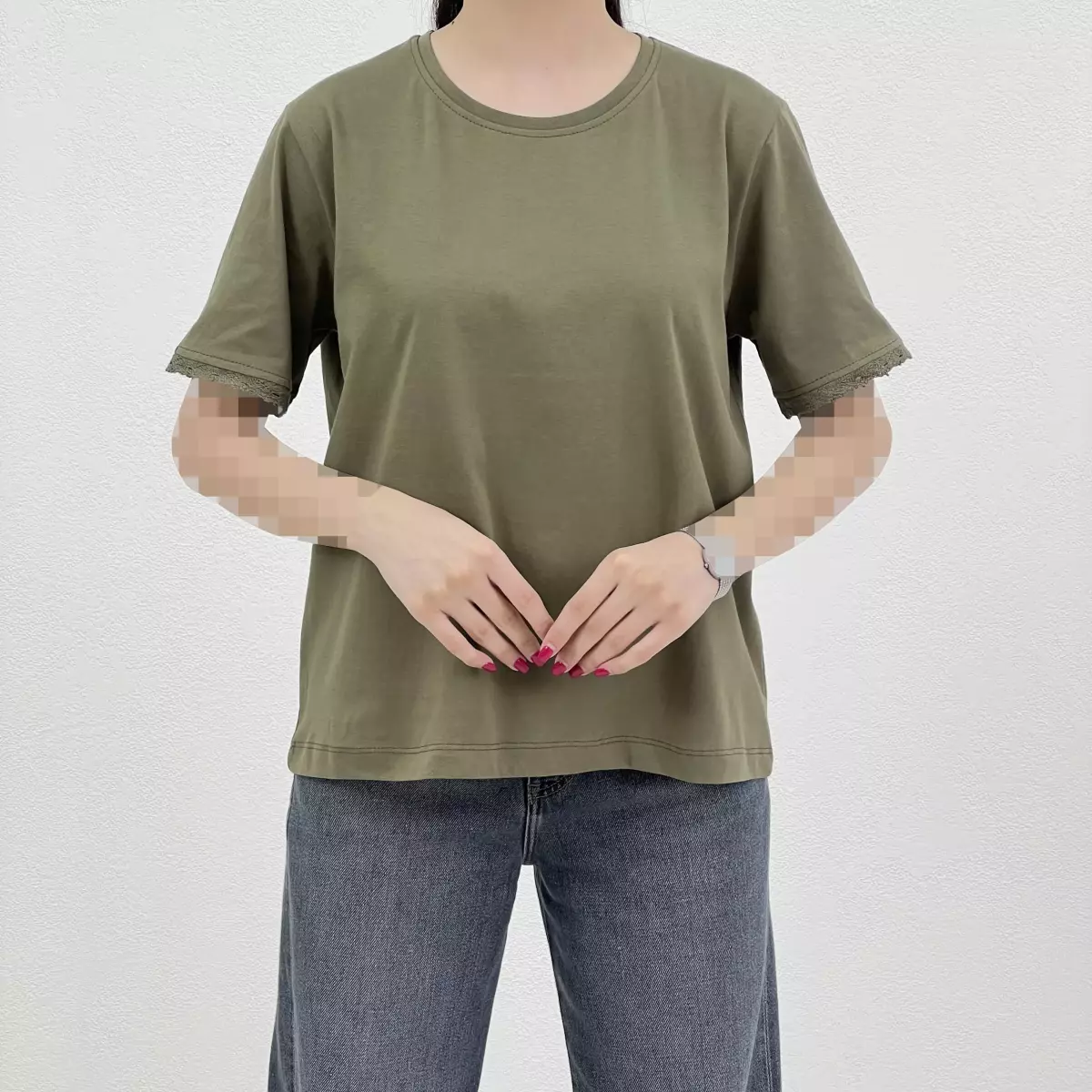 تیشرت زنانه یقه گرد بیسیک