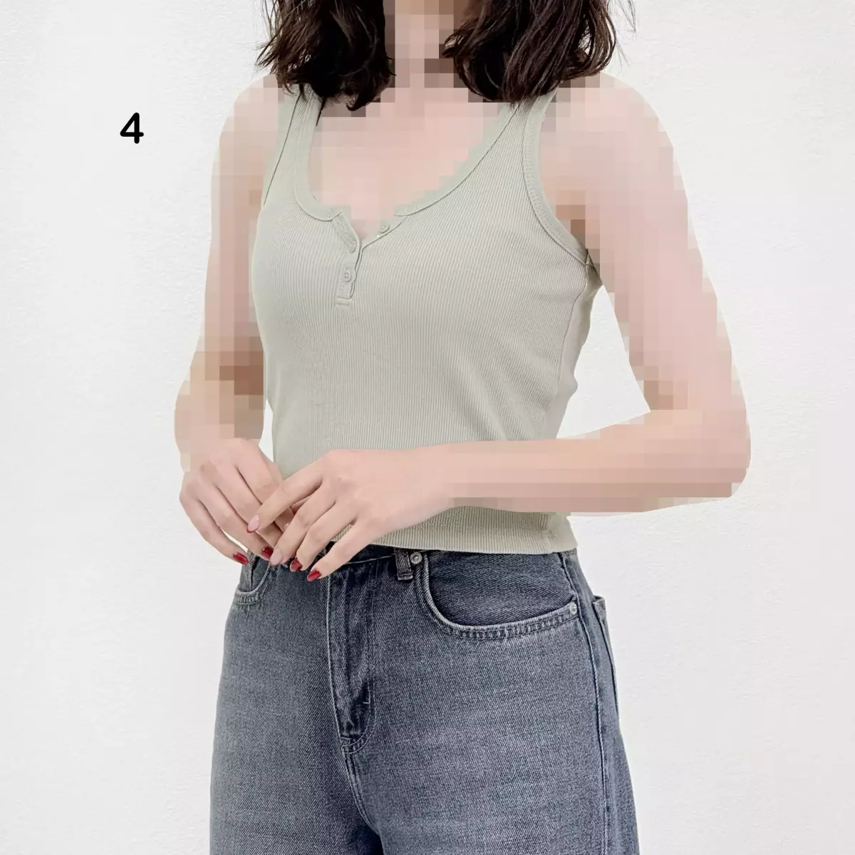 تاپ زنانه کبریتی جلو دکمه