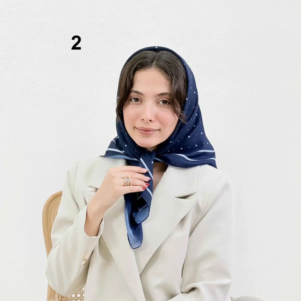 مینی اسکارف زنانه سرمه ای