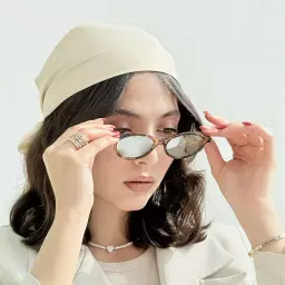 عینک آفتابی زنانه MIU MIU | آی بولک