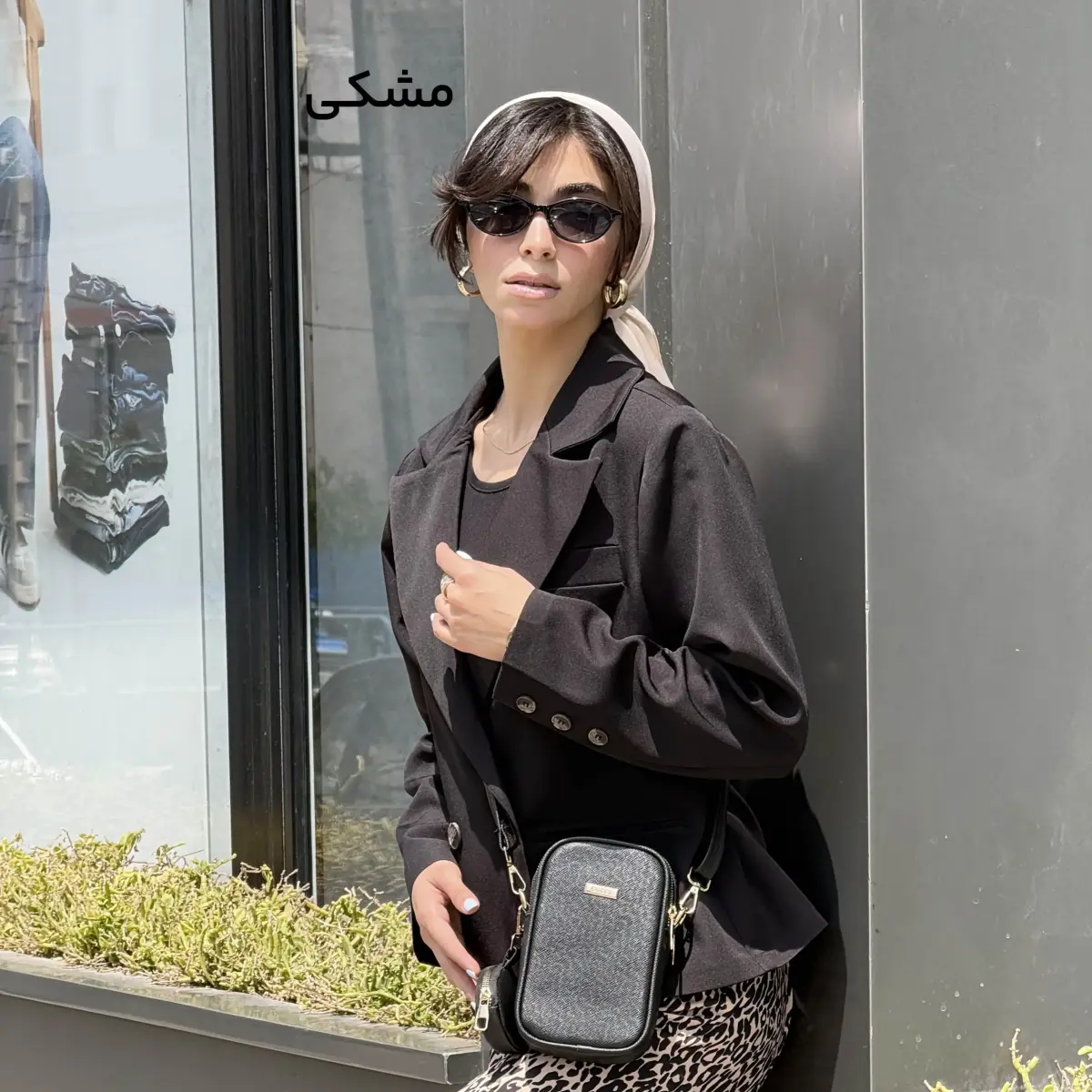 کت کراپ زنانه دو دکمه