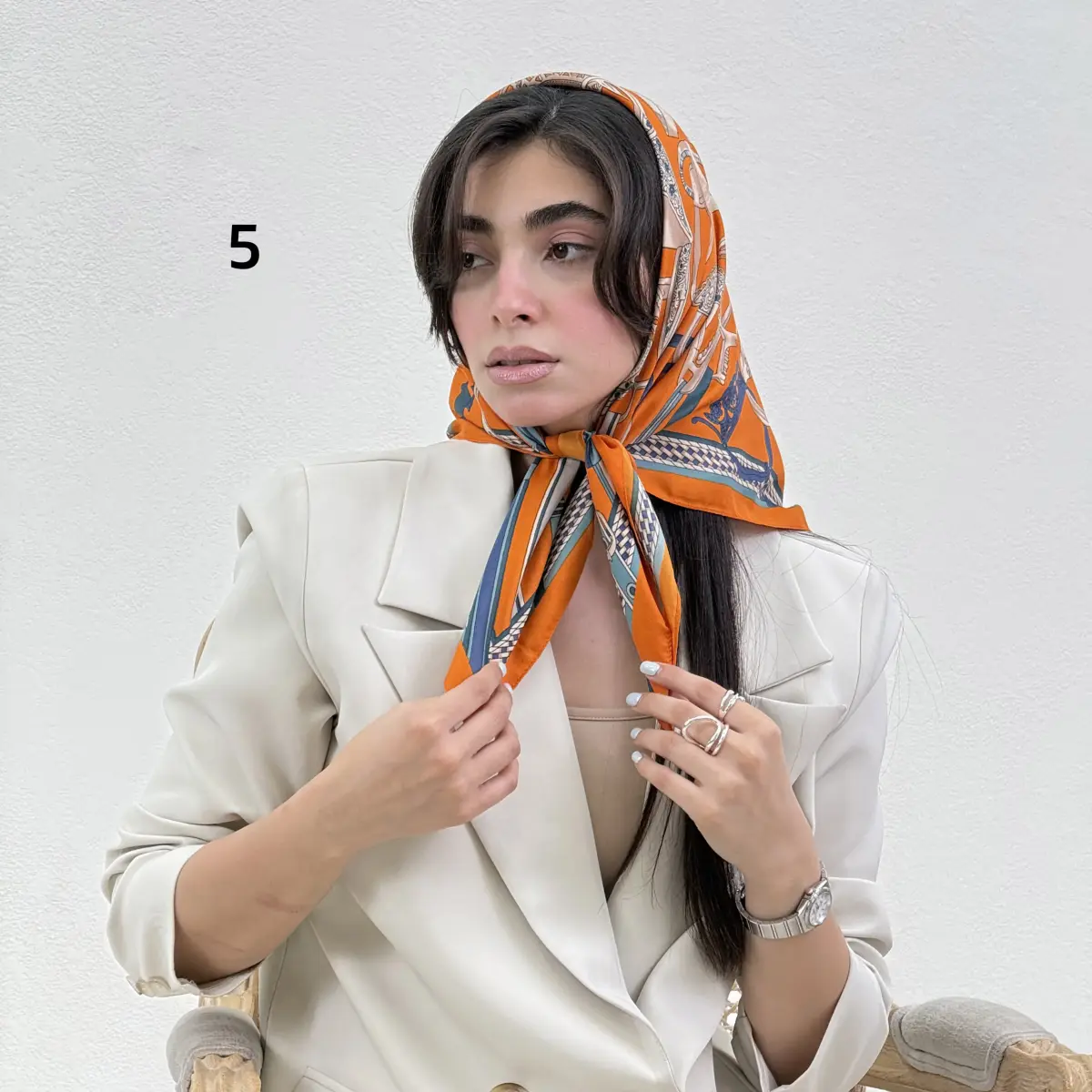 مینی اسکارف زنانه کمربندی