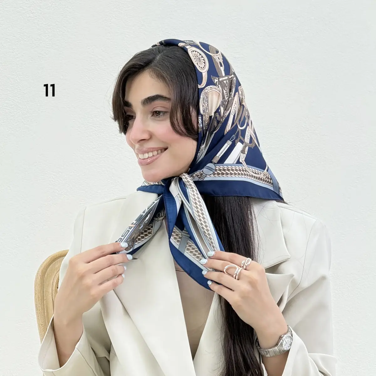 مینی اسکارف زنانه کمربندی