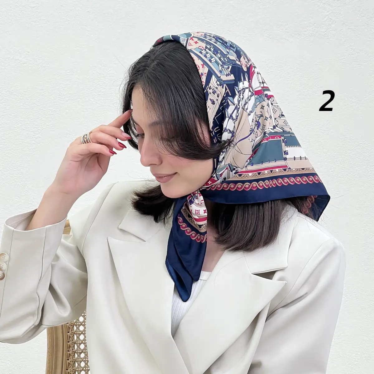 مینی اسکارف زنانه ساتن LV
