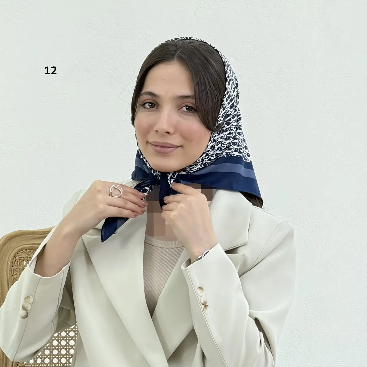 مینی اسکارف زنانه ساتن دیور | آی بولک