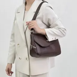 کیف زنانه چرم FENDI