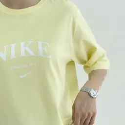 تیشرت زنانه یقه گرد NIKE | آی بولک