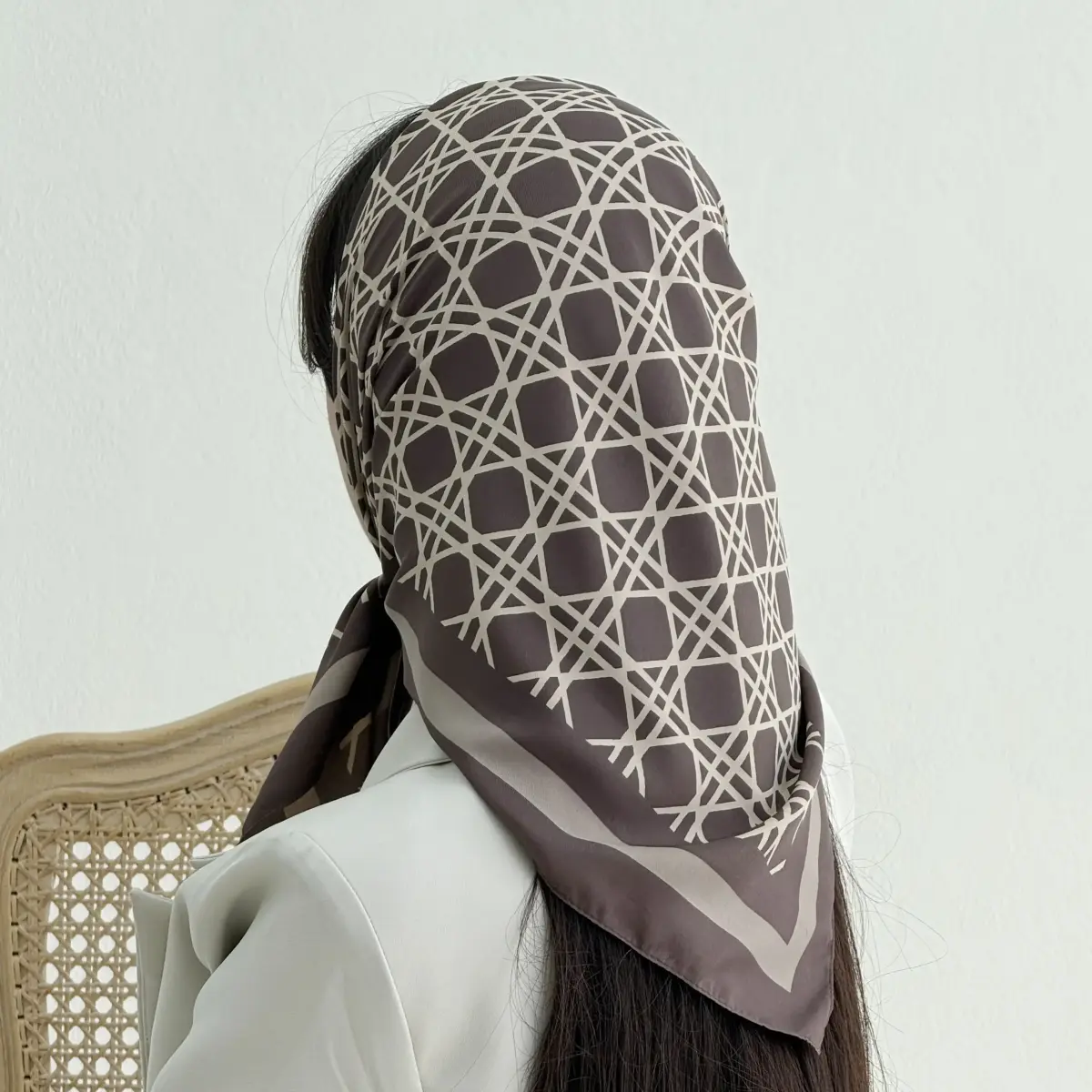 مینی اسکارف زنانه ساتن | آی بولک