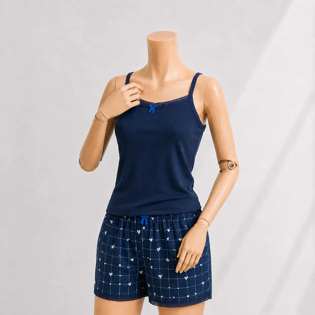 ست راحتی تاپ و شورتک لب توری | آی بولک