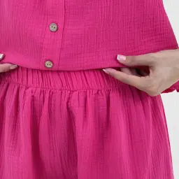 ست راحتی زنانه تاپ و شورتک موسلین | آی بولک