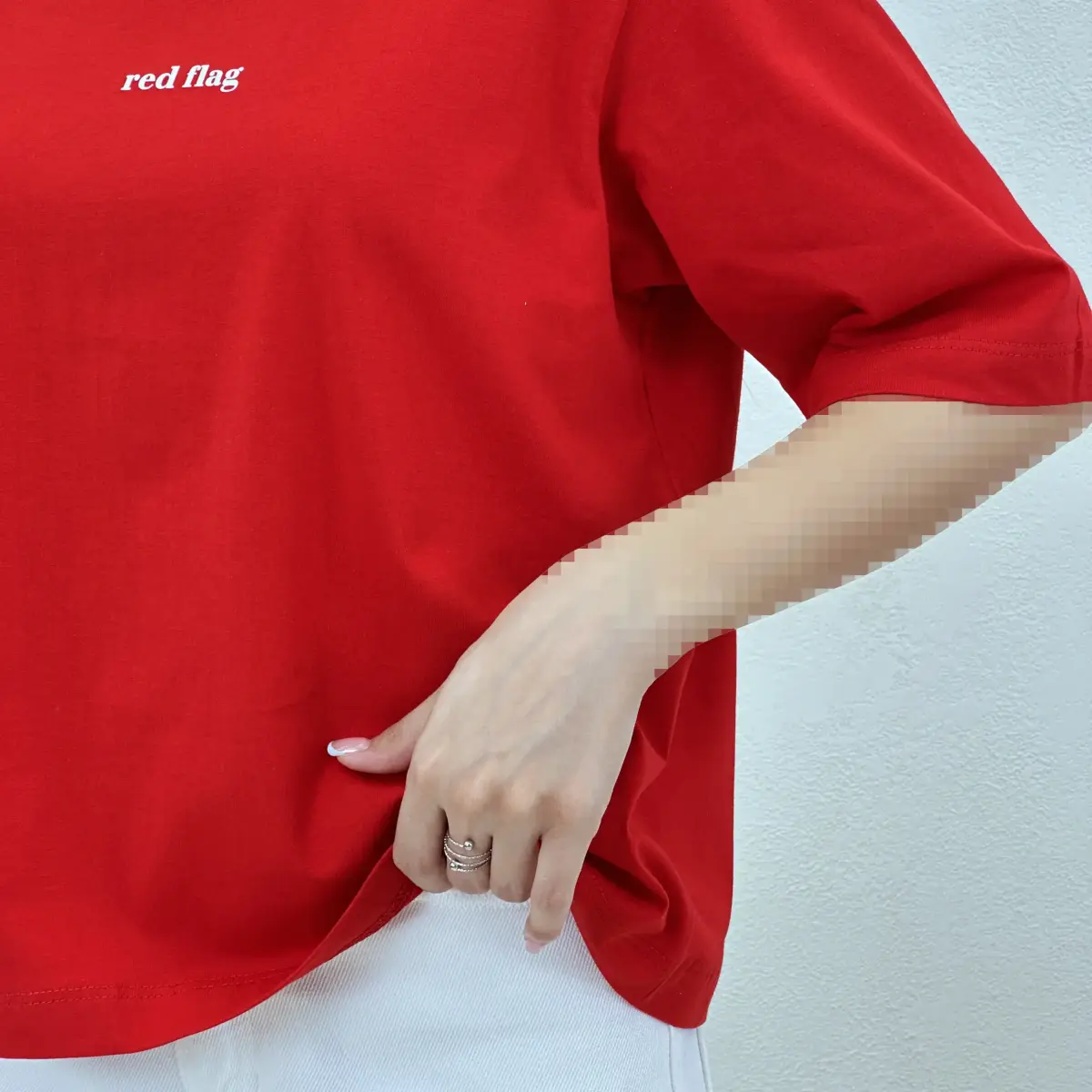 تیشرت زنانه یقه گرد red flag | آی بولک