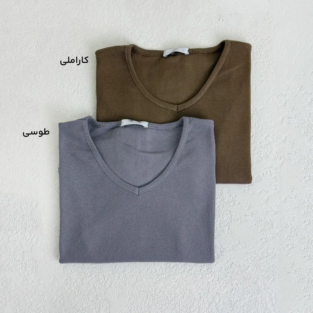 تیشرت کراپ زنانه لب دالبری | آی بولک