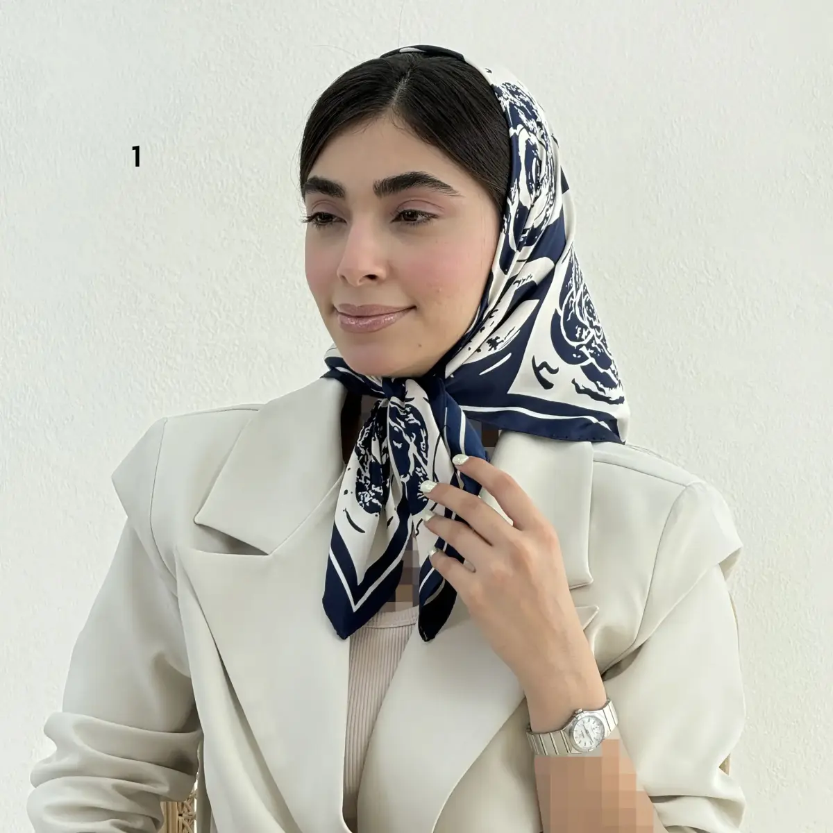 مینی اسکارف زنانه چنل گل تویل | آی بولک