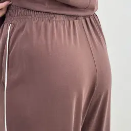 ست اسپرت زنانه اویشو | آی بولک