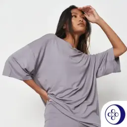 تیشرت لانگ دخترانه چیست