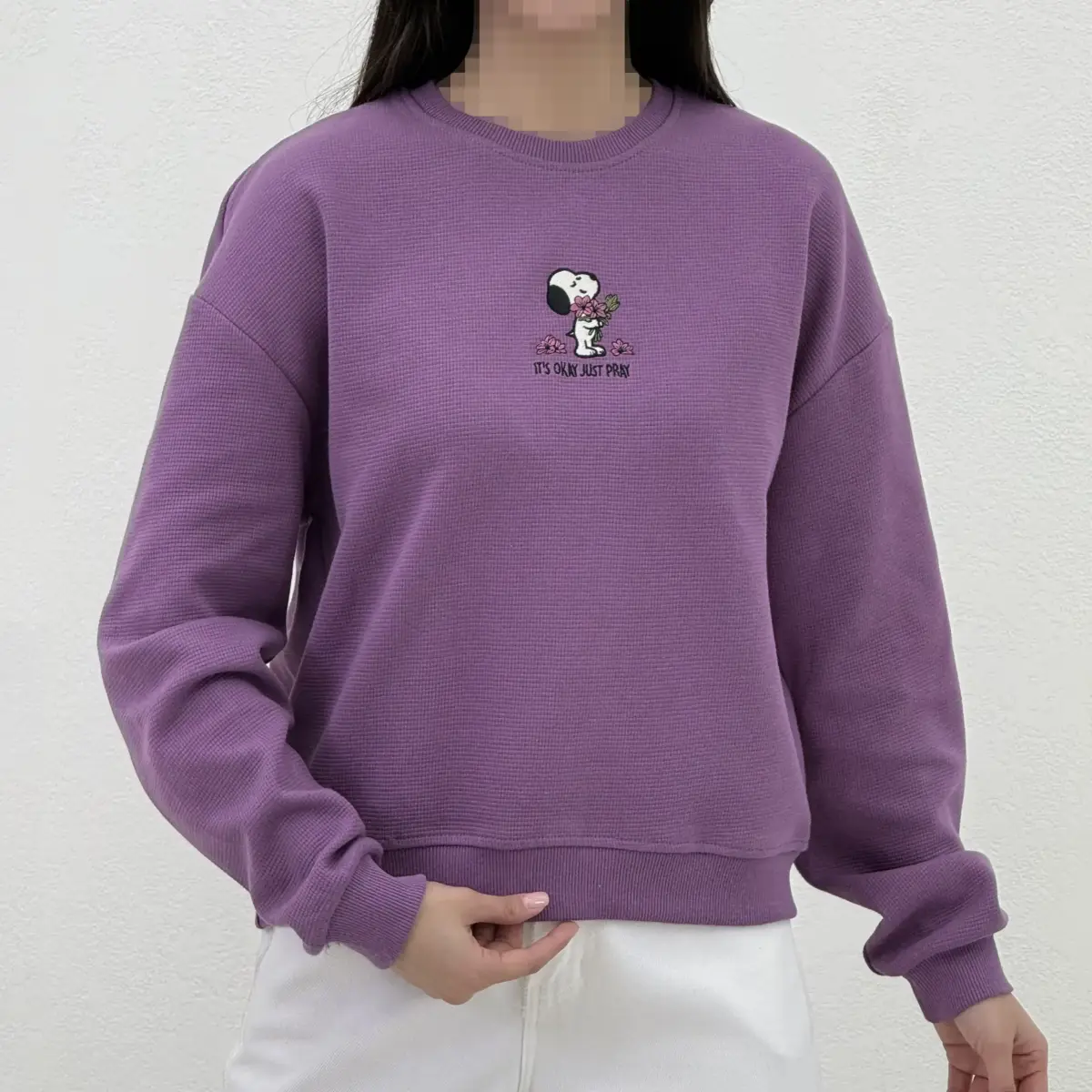 بلوز زنانه بیسکویتی طرح Snoopy | آی بولک